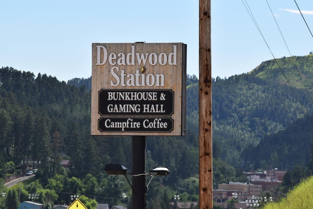 Deadwood Station Bunkhouse And Gambling Hall Motel Ngoại thất bức ảnh